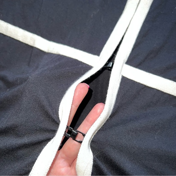 Like new Weill Paris weill paris long sleeve top - Picture 3 of 9